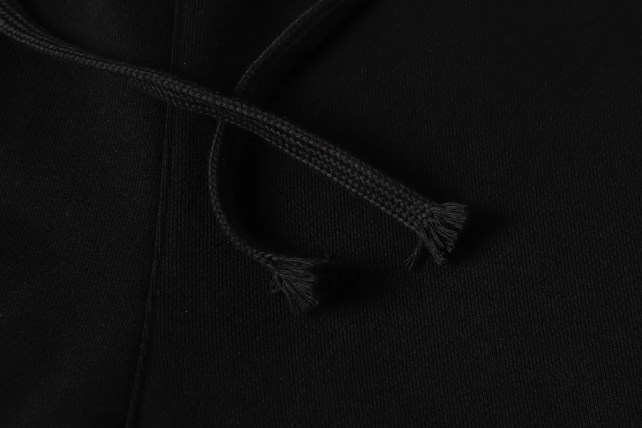 P270 #W5003 model, cross-border running quantity, please do not place an order if you pursue quality - Chrome Hearts/Chrome Hearts basic Sanskrit letter printed trousers, casual pants and sweatpants - High weight, high density and high quality, soft, delicate and skin-friendly wool, soft and silky to the touch, excellent warmth and skin-friendly properties - Custom-woven and custom-dyed, no color difference, no matter the fabric or workmanship details, beat the ordinary version on the market -Colour: black -Size: S M L XL